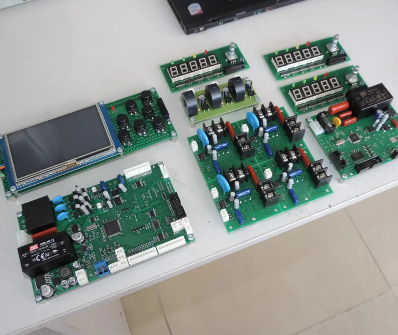 SHREDINGER electronics project 24